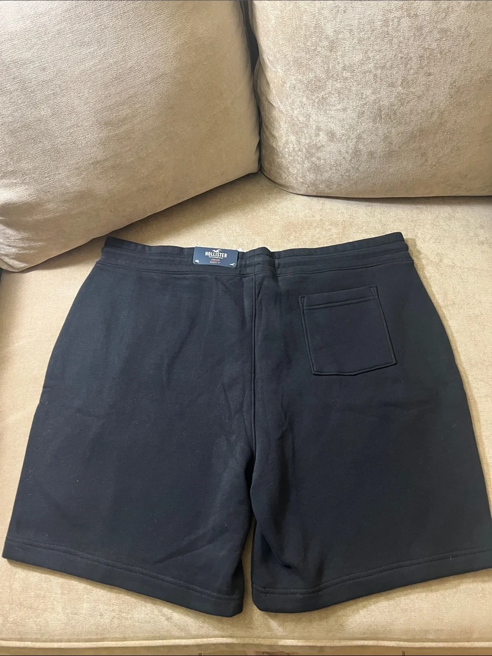NWT Hollister Black Miami Heat Graphic Athletic Jogger Shorts XXL